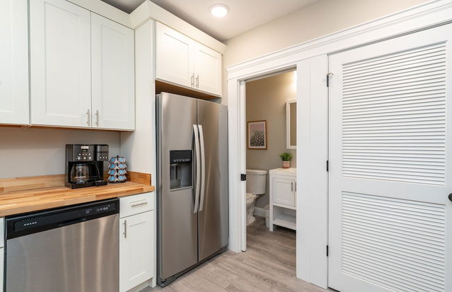 Historic Haven | JZ Vacation Rentals - Foto 10