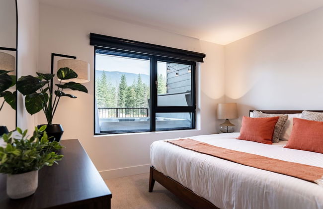 Huckin' Harry's by Revelstoke Vacations - Foto 4