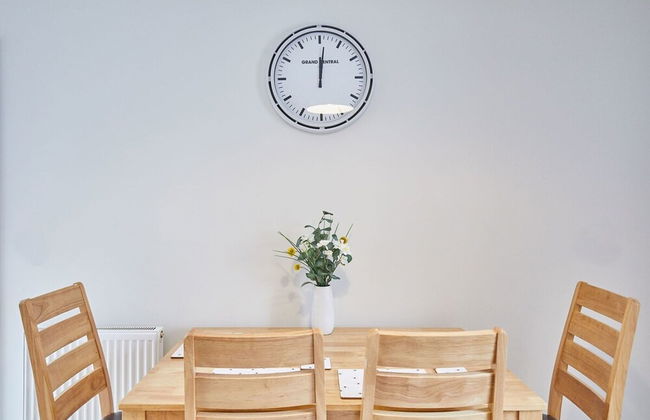 Host Stay Aynsley Mews - Photo 9
