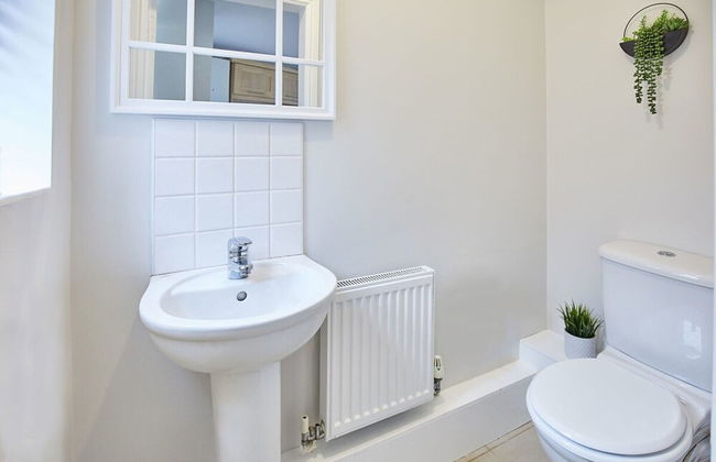 Host Stay Aynsley Mews - Photo 10
