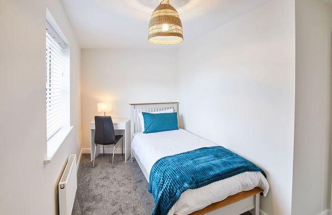 Host Stay Aynsley Mews - Photo 8