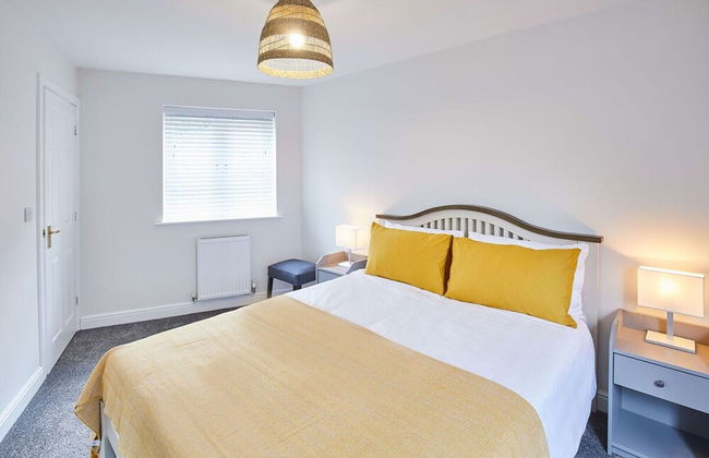 Host Stay Aynsley Mews - Photo 2