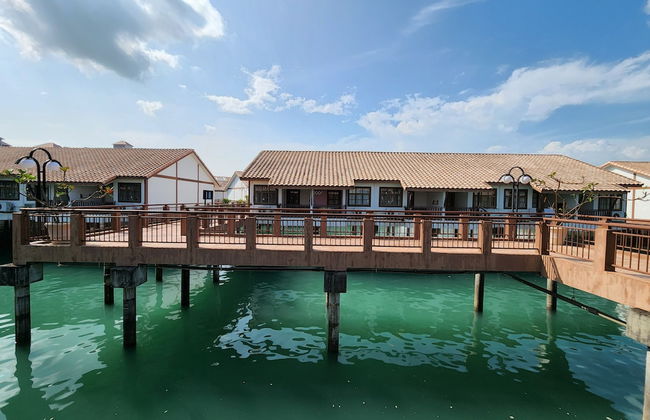 Alpine LXPD Full Seaview Water Chalet - Foto 1