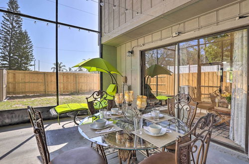 Photo 5 - Sea La Vie - Townhome w/ Screened-in Patio