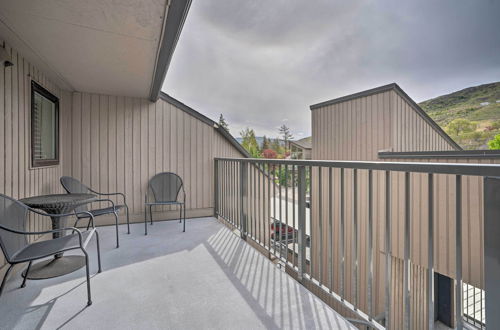 Photo 25 - Beautiful Condo w/ Balcony on Lake Chelan