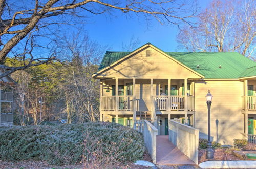 Photo 10 - Studio w/ Resort Amenities: 1 Mi to Lake Lure