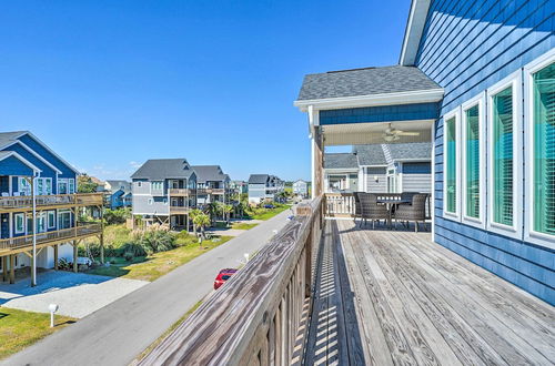 Photo 16 - Surf City House ~ 400 Ft Walk to Beach w/ Decks