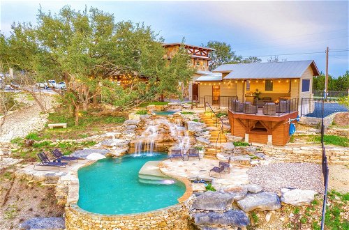 Photo 26 - Luxury Hill Country Villa With Pool-hot Tub-views