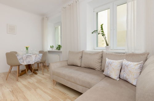 Photo 12 - Bright Apartment Wola by Renters