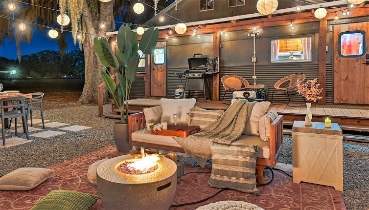 Photo 1 - Charming Tiny Home w/ Private Hot Tub