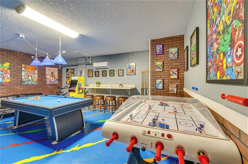 Foto 41 - Family Home w/ Pool & Game Room ~ 9 Mi to Disney