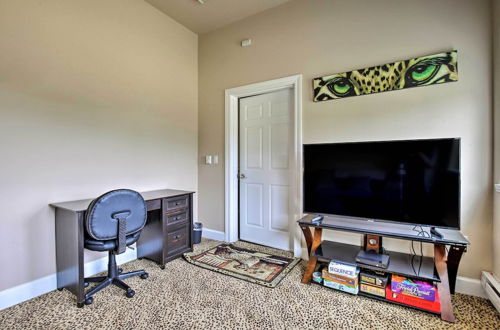 Photo 12 - Oceanfront South Beach Home W/hot Tub & Sauna