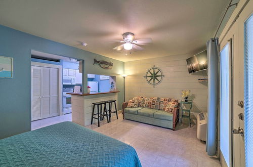 Photo 4 - Coastal Studio w/ Amenities: Walk to Padre Beach