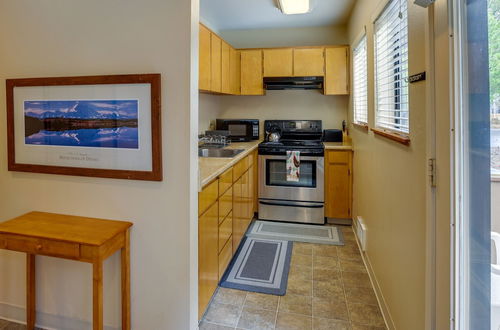 Foto 10 - Sunriver Vacation Rental w/ Community Hot Tub