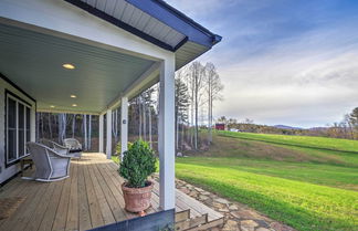 Photo 1 - Charming Fairview Home on 40-acre Horse Farm