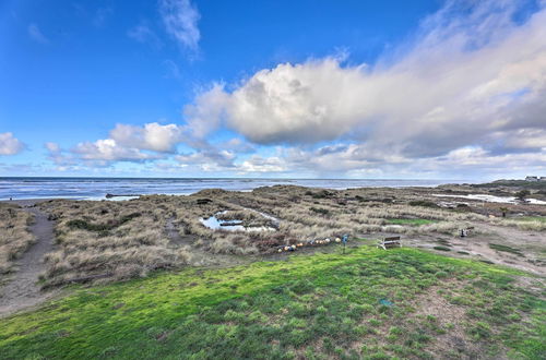 Photo 18 - Sanderling Sea Cottages, Unit 7 w/ Beach Access