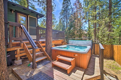 Photo 5 - Sunny Cabin w/ Hot Tub, Near Big Bear Lake