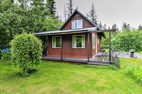 Foto 3 - Secluded Seward Home: Patio, 2 Mi to Kenai Fjords