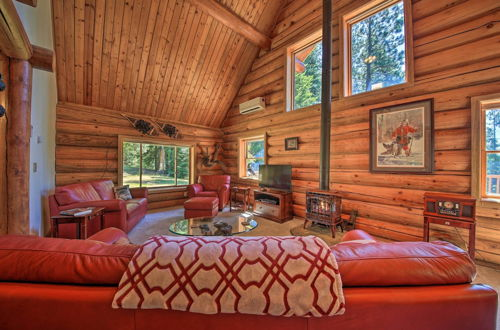 Photo 10 - Large Cabin w/ Fire Pit + Grill on 34 Acres