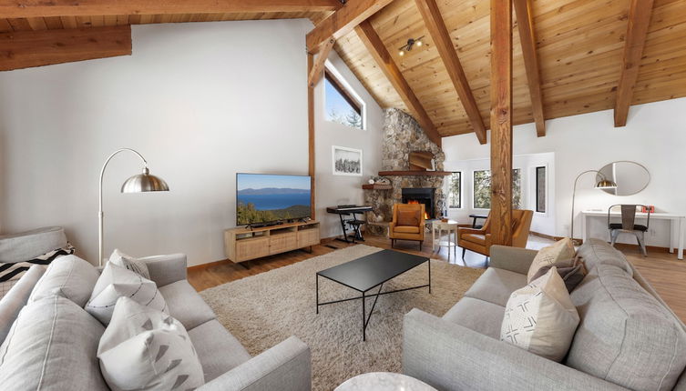 Photo 1 - Bright & Modern Cabin Luxury Home in Carnelian Bay