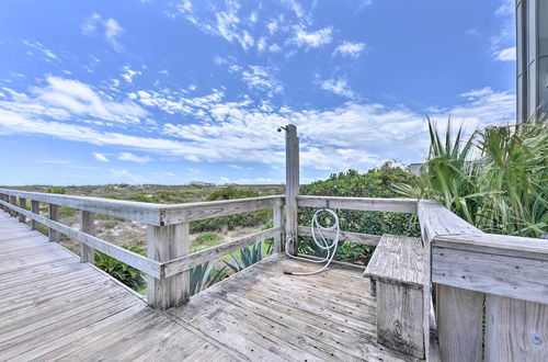 Photo 30 - Ocean-view Resort Condo w/ Pool & Beach Access