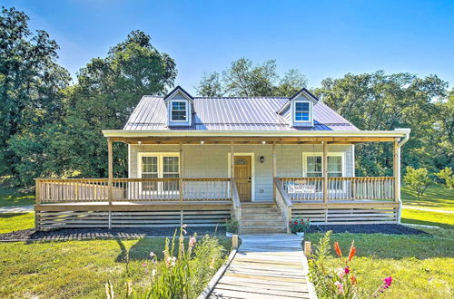 Photo 4 - Peaceful Kansas Cottage w/ Wraparound Deck