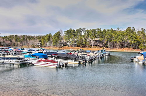 Photo 11 - Lake Keowee Condo w/ Balcony & Resort Amenities