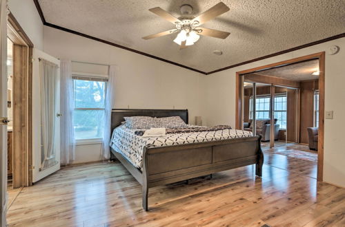 Photo 8 - Family Apartment w/ Fireplace & Front Porch