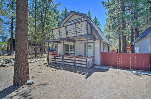 Photo 10 - Cozy Renovated Cabin: Yard, Deck, Playroom/arcade