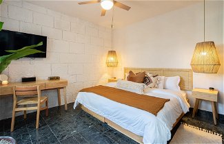 Photo 2 - Rooftop Hot Tub 3 Levels 5bedroom in Villa Noria