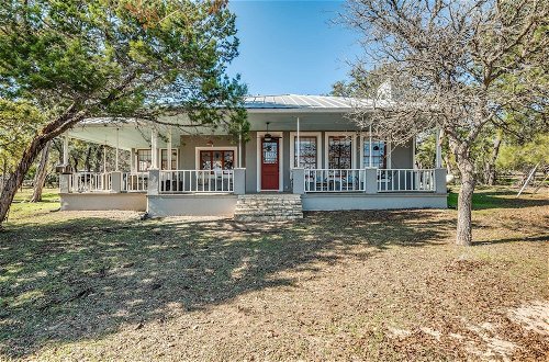 Foto 8 - Beautiful Hill Country Ranch Home - 4 Mi to Town