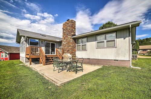 Photo 17 - Eureka Springs Home w/ Patio + Golf Course View