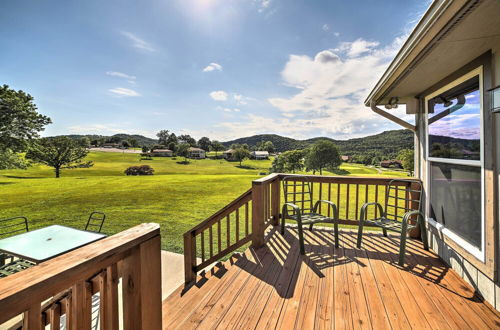 Photo 1 - Eureka Springs Home w/ Patio + Golf Course View