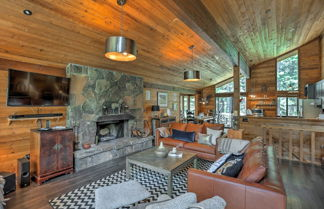 Foto 2 - Expansive Truckee Cabin w/ Deck & Resort Amenities