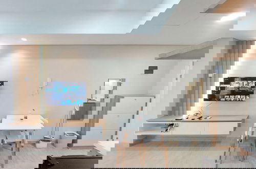 Foto 16 - Good Deal and Strategic Studio at Podomoro City Deli Medan Apartment
