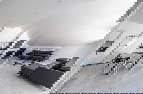 Foto 7 - Luxury Penthouse 120ma2 in the Heart of Cannes