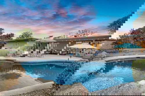Foto 32 - Stunning Vacation Dream Home W/backyard Paradise!