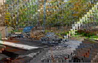 Foto 2 - Winterfell by Avantstay Hottub, Sauna, Game Room