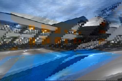 Foto 49 - Riva Lake lodge