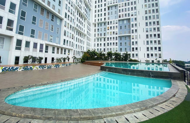 Warm And Cozy Stay Studio Room At Patraland Urbano Apartment - Foto 19