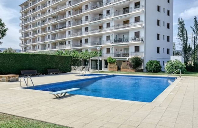 Beautiful Apartment In Residential Complex - Foto 1