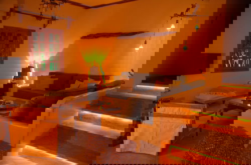 Foto 34 - Zephyrus Sunset House
