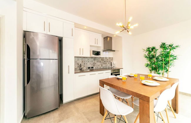 Comfortable, Spacious Penthouse- 2 Bedrooms- 7 People - Foto 1
