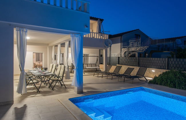 Beachfront villa Mihovil w. beach access - Foto 34