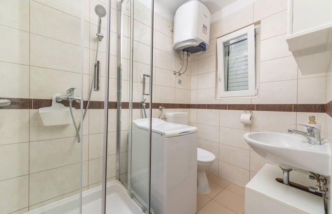 Beachfront villa Mihovil w. beach access - Foto 25