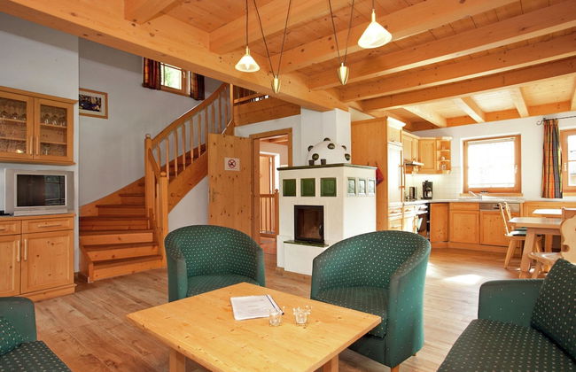 Chalet in Konigsleiten Near Ski Bus & Pool - Foto 10