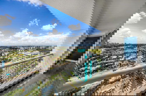 Foto 50 - Beachfront Condo With Spacious Balcony