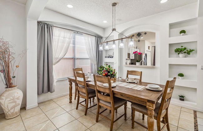 7/6.5 Beautiful Vacation Home With Private Pool, and Much More!! - Foto 73