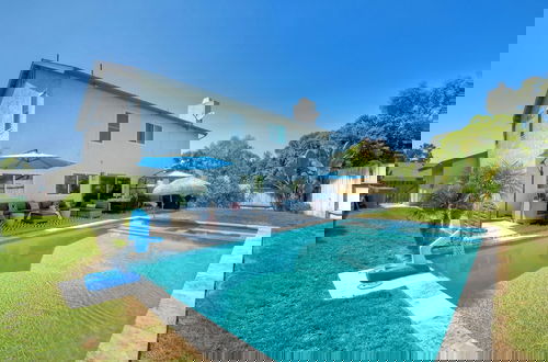 Foto 1 - Cali Life 4 BDR w/ Pool!