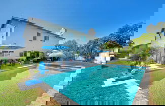 Foto 1 - Cali Life 4 BDR w/ Pool!